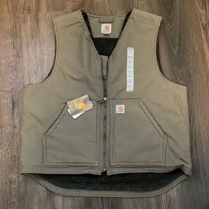 New carhartt vest. Green. Never been worn. Size large